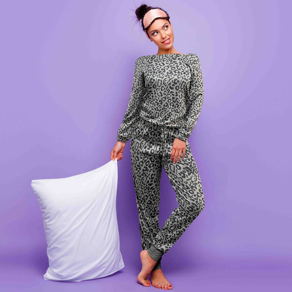 Women's Lingerie & Pajamas